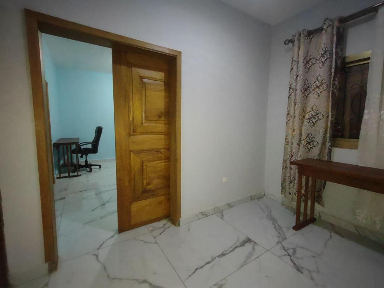Residence Ton'S Yaoundé Екстериор снимка
