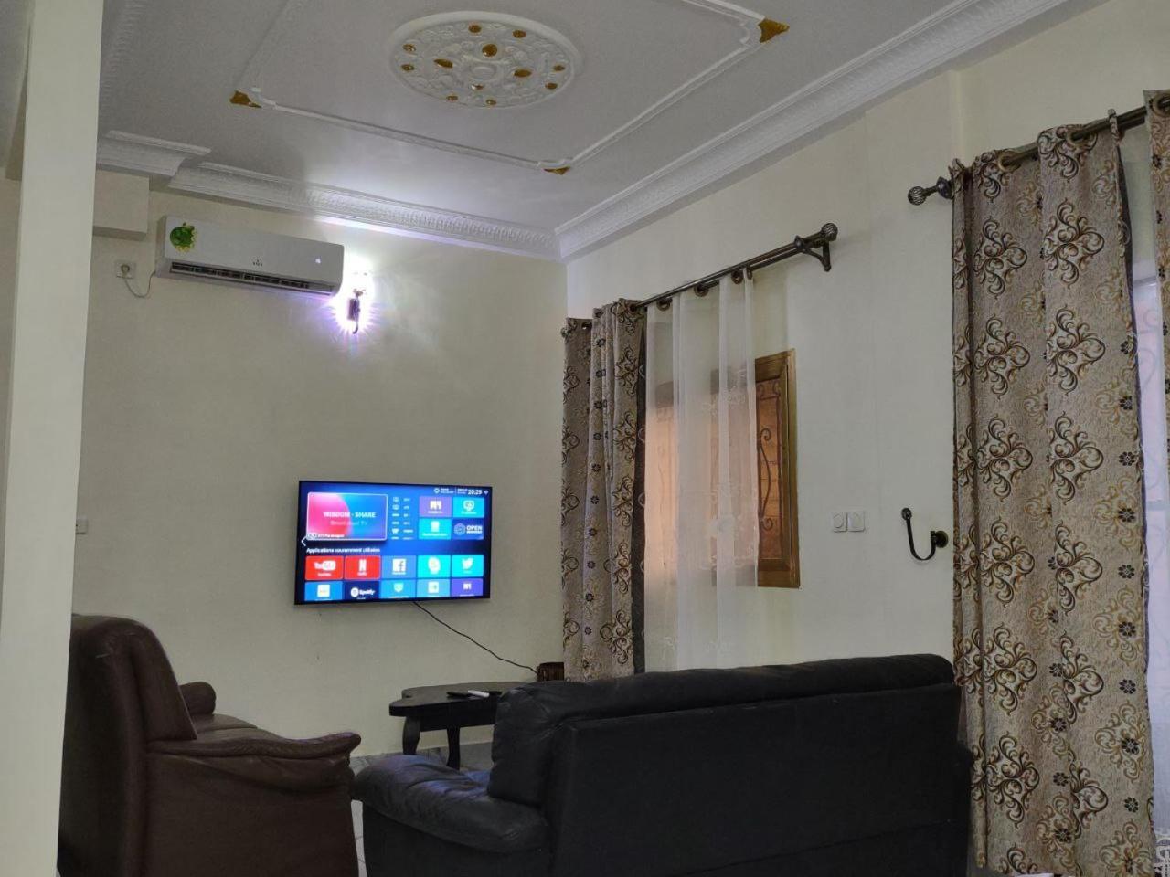 Residence Ton'S Yaoundé Екстериор снимка